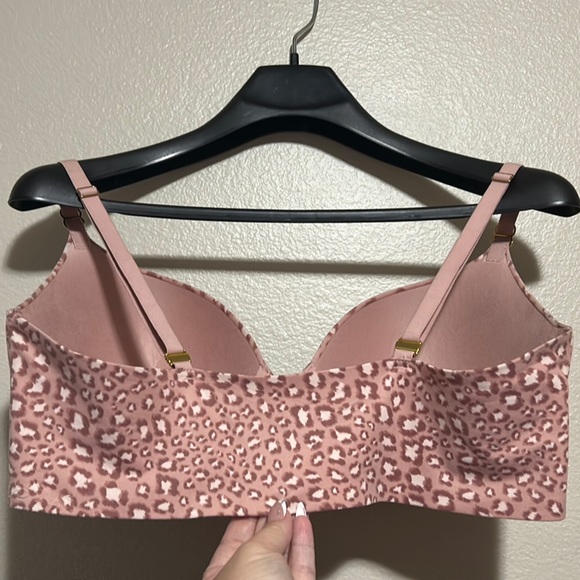 🔥Womens Incredible by Victorias Secret Bra- size 38dd/d - Picture 2 of 9